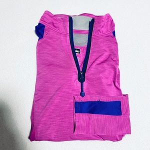 REI ATHLETIC TOP